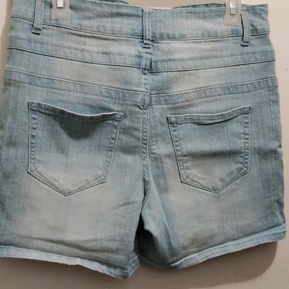 Shorts, different brands, and sizes. 8, 10(3), 12 - Picture 7 of 11